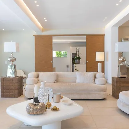 Fcd75 - Super Exclusive Seafront Luxury In Les Parcs De Tropez Saint-Tropez